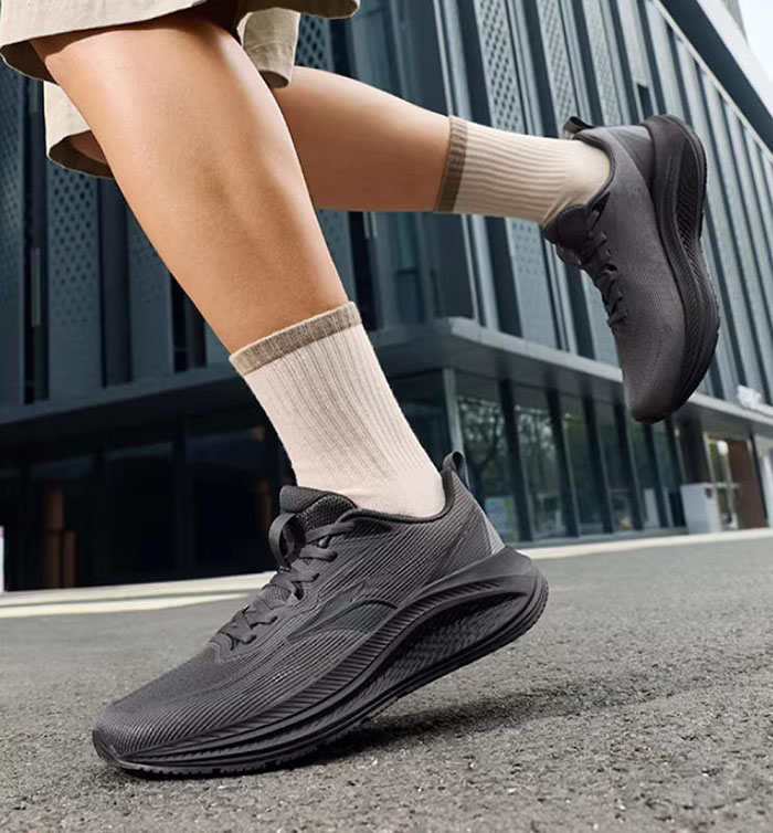 200元内高性价比跑鞋！361度2026新款锋翼2.0SE跑鞋全维度评测图片10