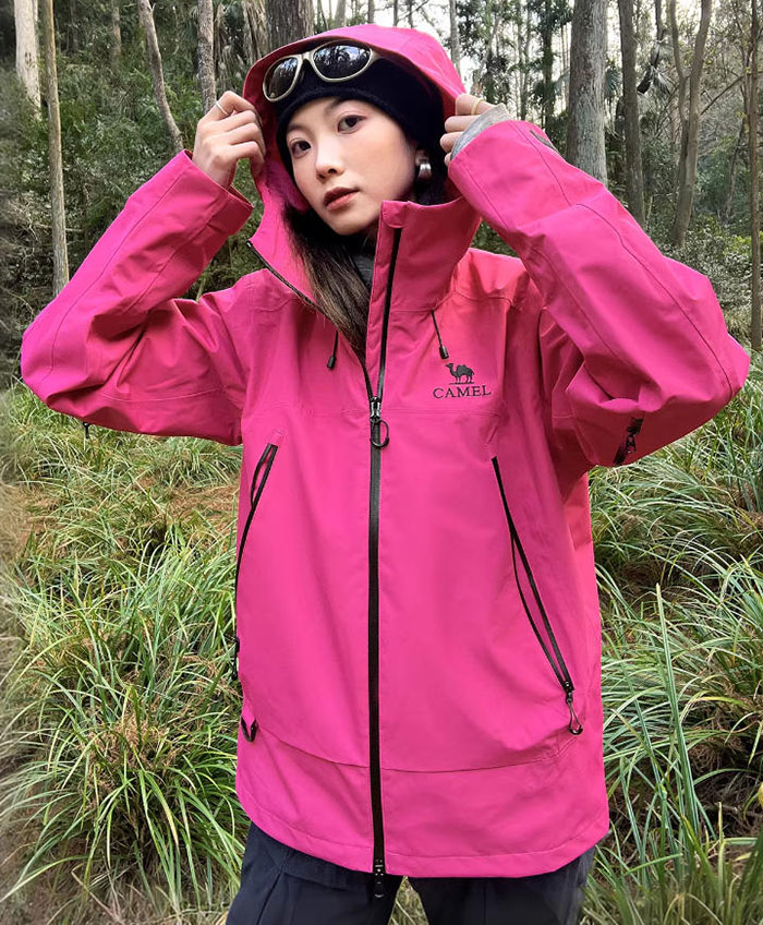 400元内封神！迪丽热巴同款骆驼冲锋衣不怕暴雨图片1