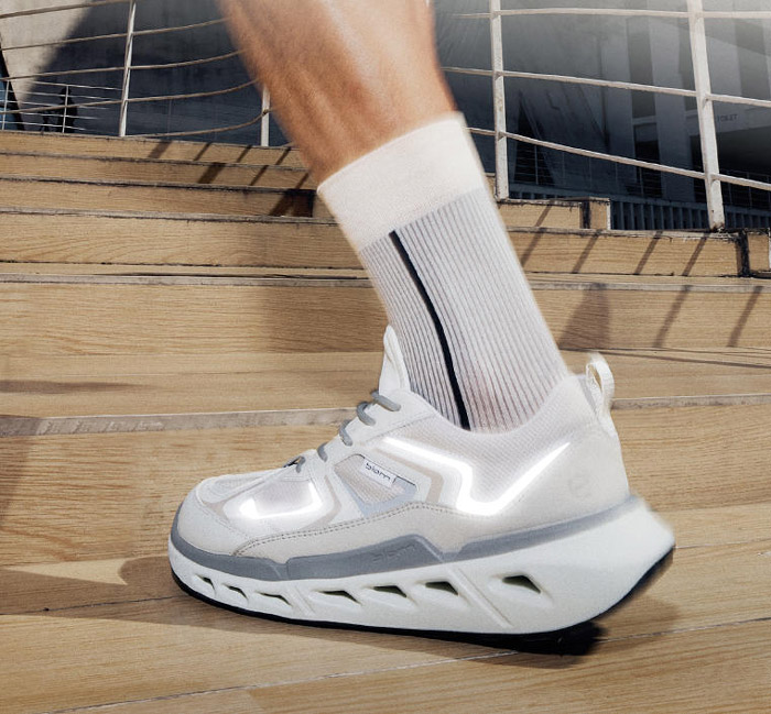 透气防水两不误！ECCO 2026新款健步BIOM 720跑鞋实测真香图片4