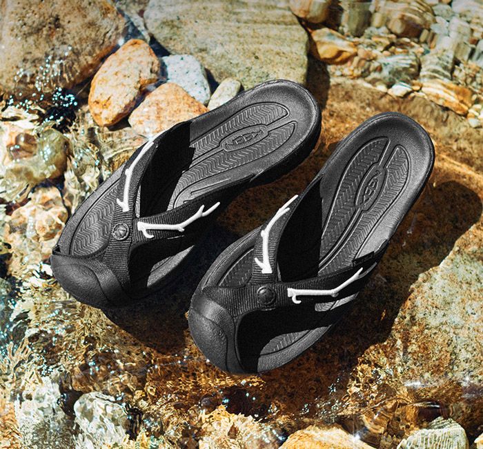全黑复刻+鹿角压花！KEEN × South2 West8联名款WAIMEA H2拖鞋上市图片3