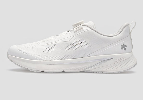 迪桑特2026新款RUNNING系列EASE AIR WIRE跑鞋上市