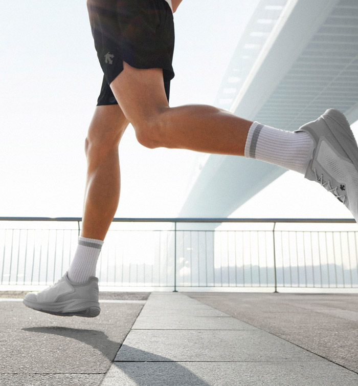 通勤慢跑一键适配！迪桑特2026新款EASE STRIDE AERO跑鞋发布图片2