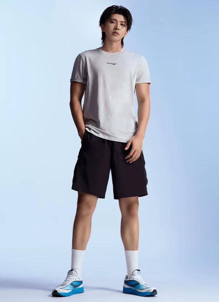 索康尼KINVARA 1跑鞋限定礼盒正式上市 蔡徐坤演绎广告大片图片6