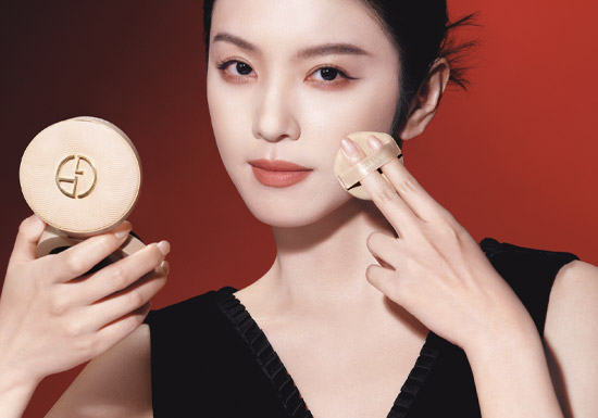 官宣：李云霄成为阿玛尼美妆品牌挚友 全新权力气垫重磅亮相