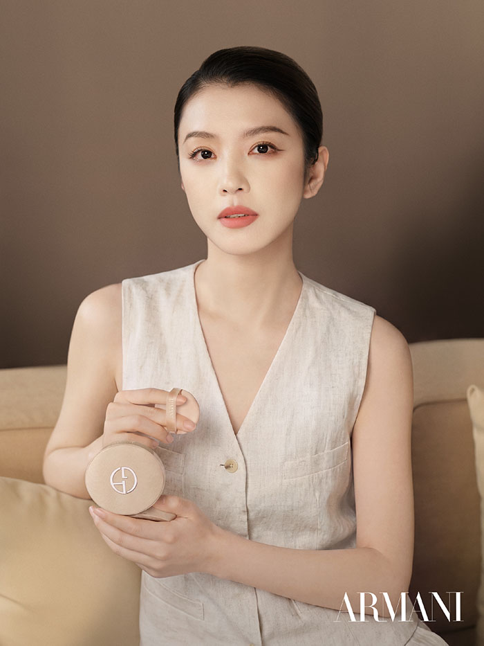 阿玛尼美妆官宣李云霄为品牌挚友 全新权力气垫天猫小黑盒首发图片2