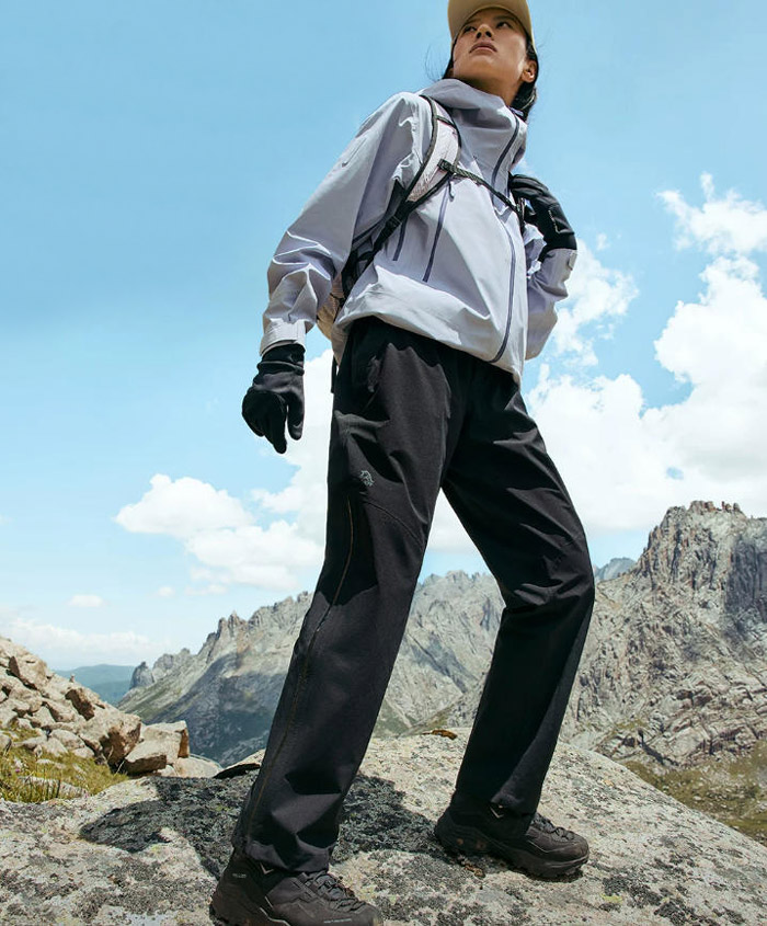 暴雨级防水+万次耐磨！伯希和「山壳」冲锋裤成500元内户外爆款图片1