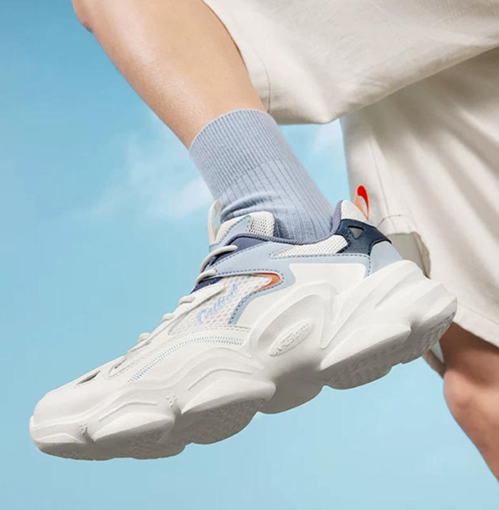 夏日鞋履+百元级神鞋！361° 云舒云朵鞋破解透气与颜值双重难题图片4