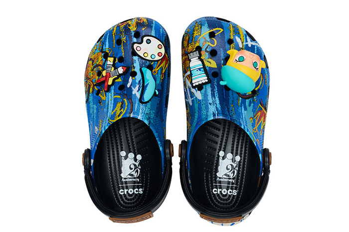 Crocs x 泡泡玛特小画家MOLLY联名洞洞鞋上市图片3