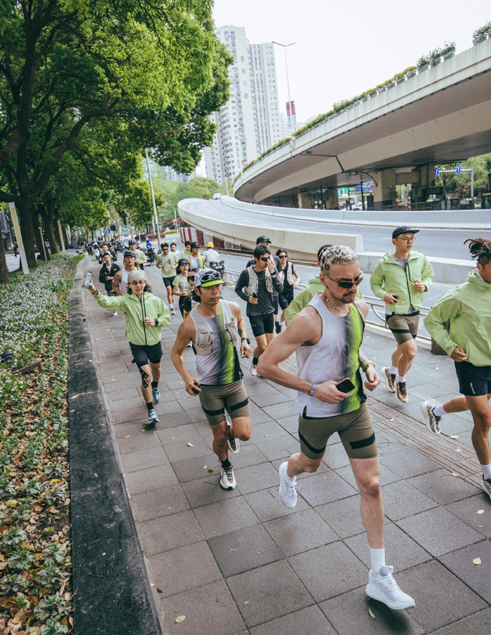 Salomon官宣徐濠萦为品牌挚友 上海24小时「跑者之境」重构城市跑步生活新范式图片3
