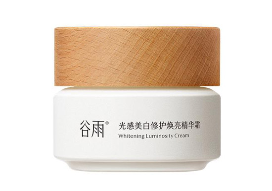 美白面霜怎么选？五大市面热门款深度解析