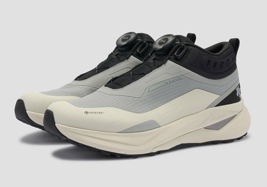 迪桑特2026冬季新款LAVITATE 4.0 WIRE防水跑鞋登场